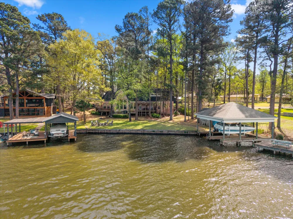 230 Lake Drive Mount Vernon, TX 75457