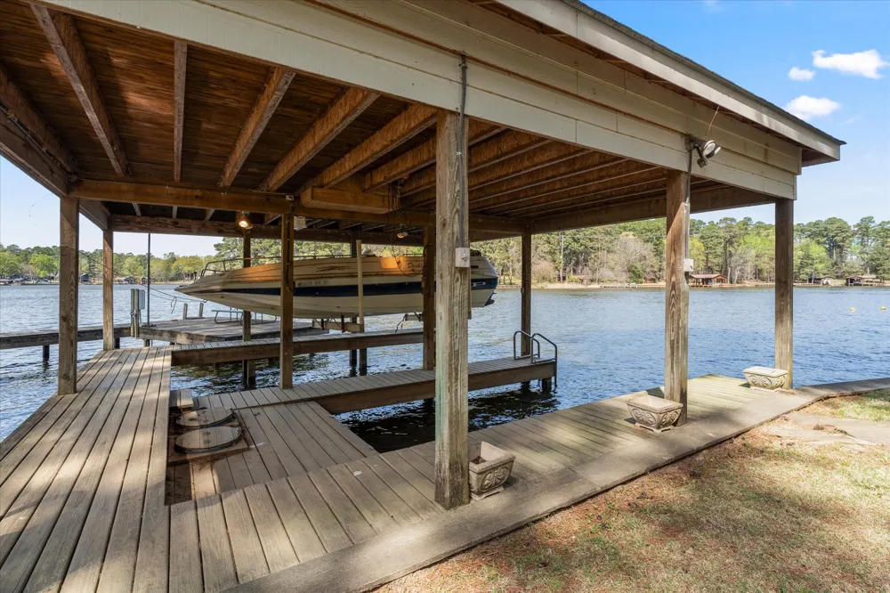230 Lake Drive Mount Vernon, TX 75457