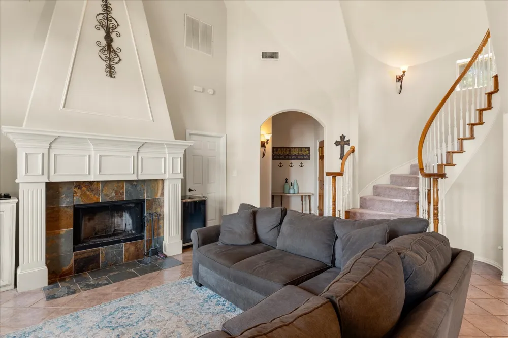 230 Lake Drive Mount Vernon, TX 75457