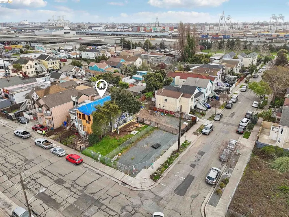 1495 5Th St Oakland, CA 94607