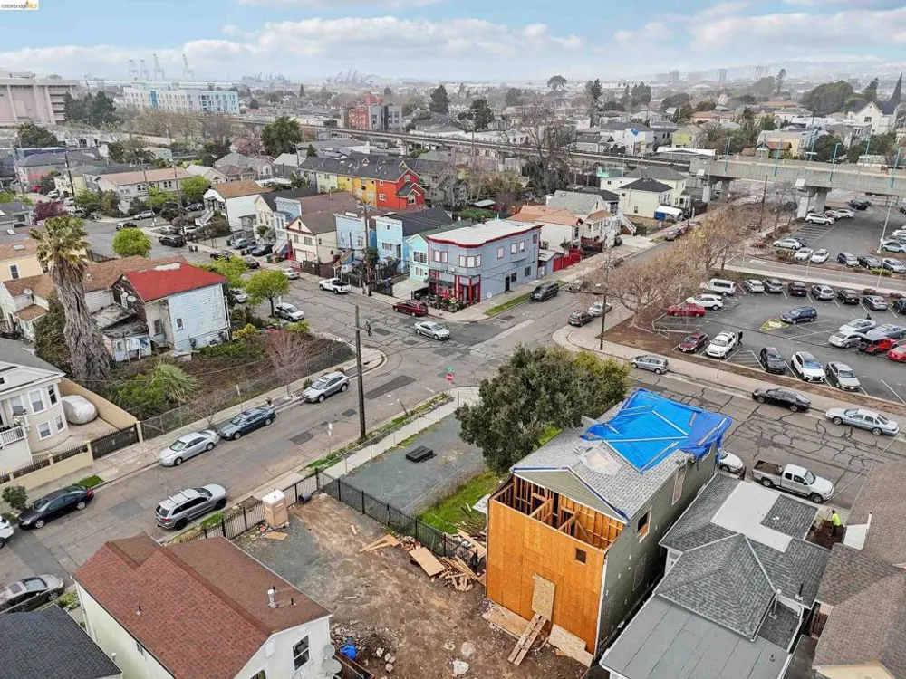 1495 5Th St Oakland, CA 94607
