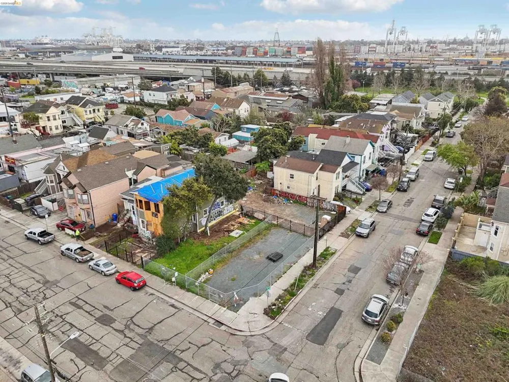 1495 5Th St Oakland, CA 94607