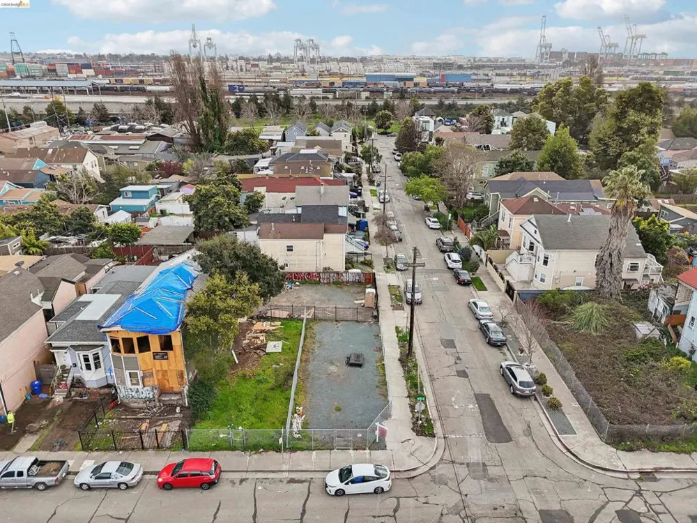 1495 5Th St Oakland, CA 94607
