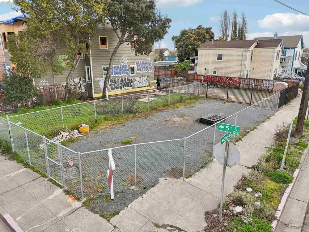 1495 5Th St Oakland, CA 94607
