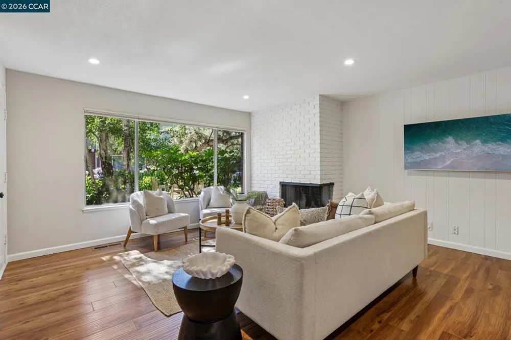 2135 Ascot Dr #23 Moraga, CA 94556