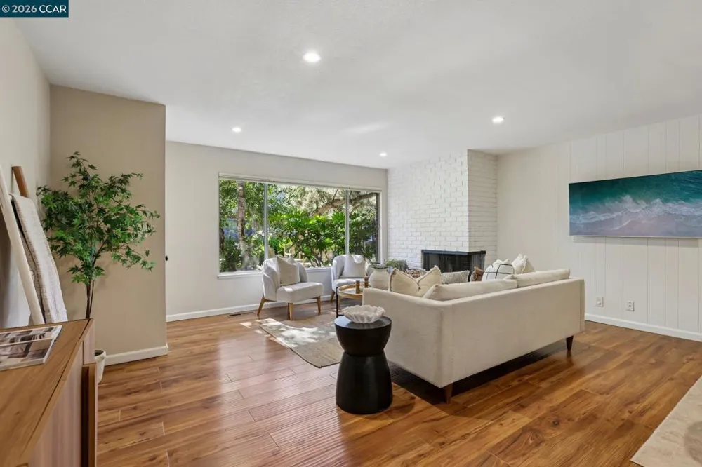 2135 Ascot Dr #23 Moraga, CA 94556
