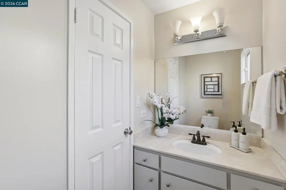 2135 Ascot Dr #23 Moraga, CA 94556