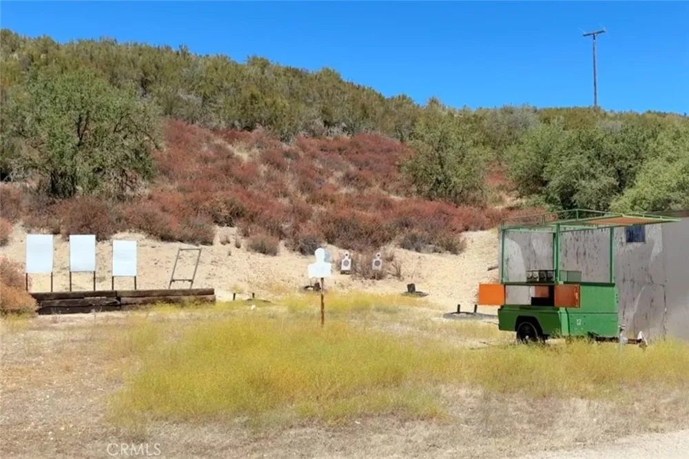 22 Martinez Road Lockwood, CA 93932