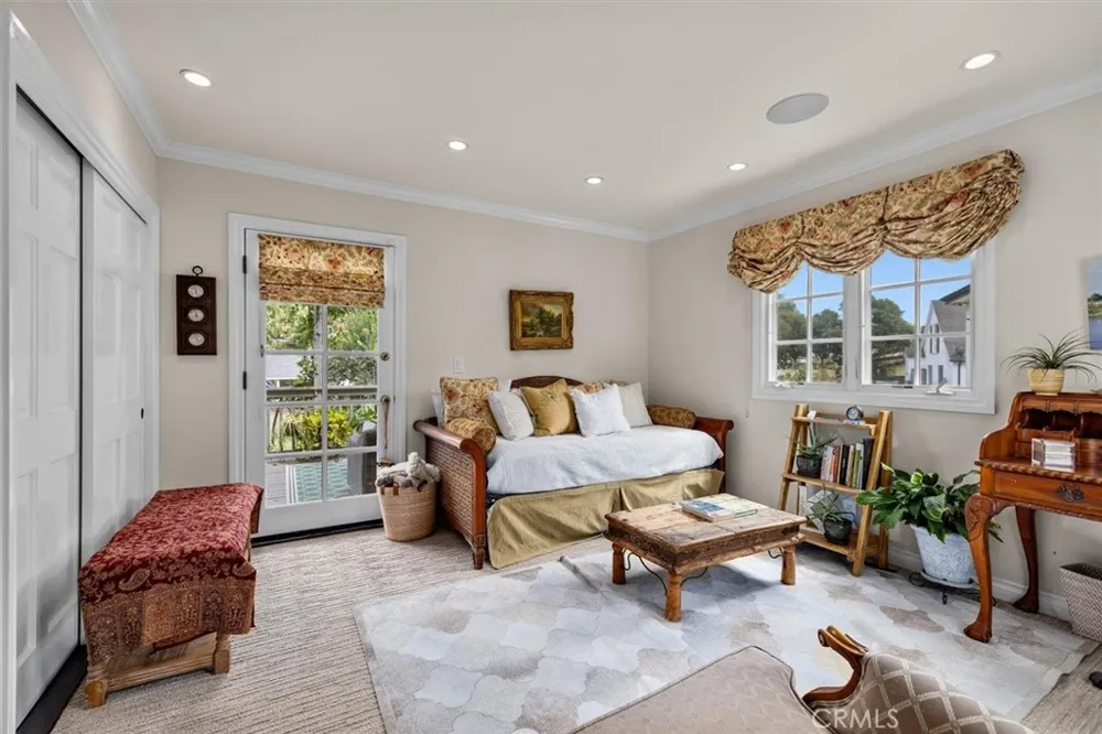 24 Buckskin Lane Rolling Hills Estates, CA 90274