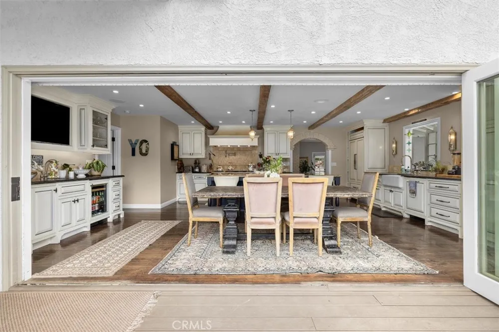 24 Buckskin Lane Rolling Hills Estates, CA 90274