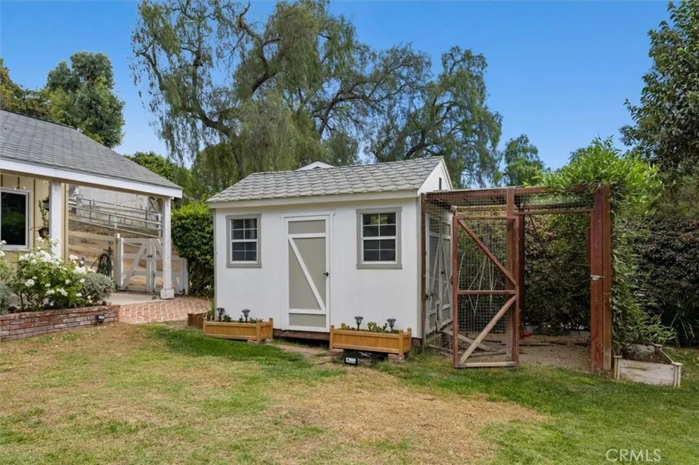 24 Buckskin Lane Rolling Hills Estates, CA 90274
