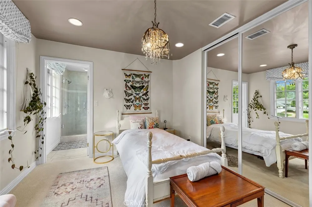 24 Buckskin Lane Rolling Hills Estates, CA 90274