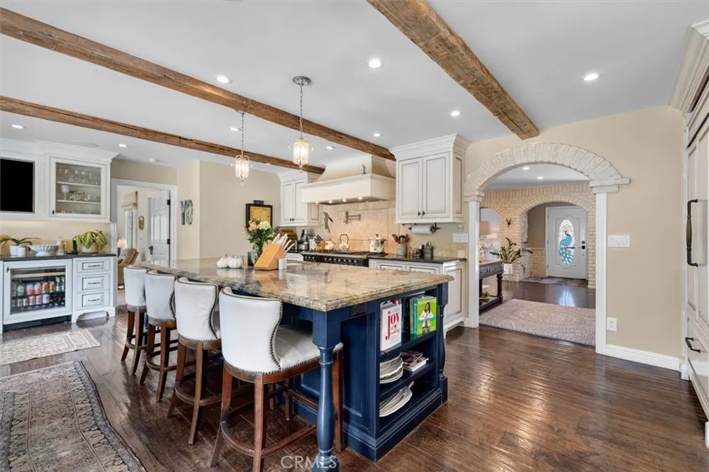 24 Buckskin Lane Rolling Hills Estates, CA 90274