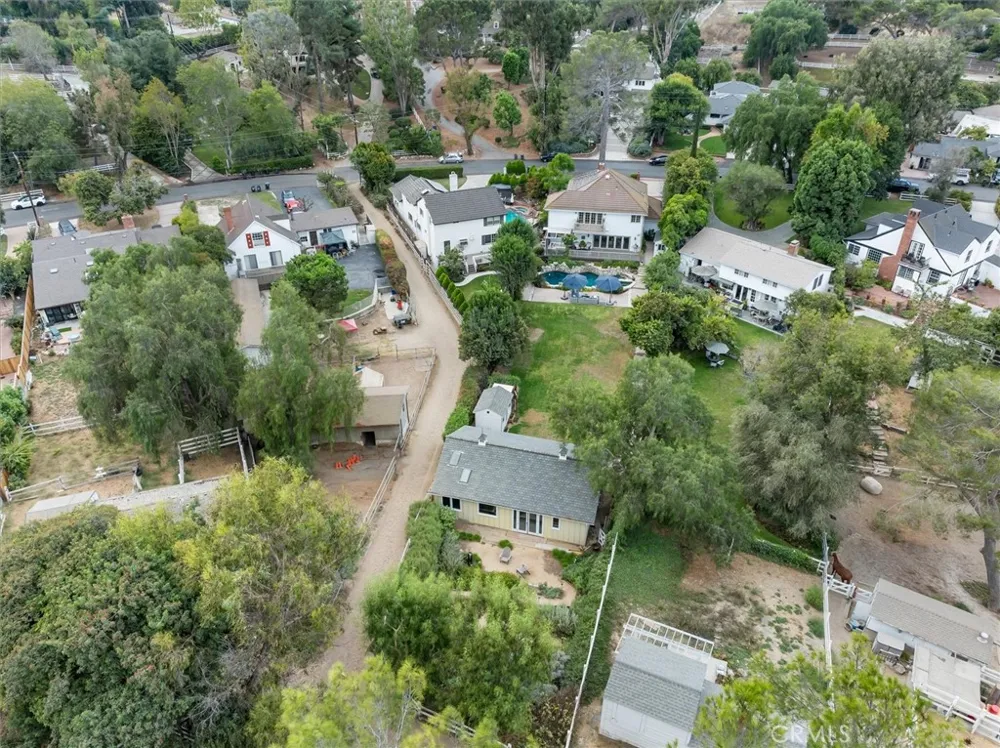 24 Buckskin Lane Rolling Hills Estates, CA 90274