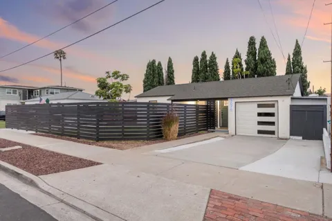 1626 Pacific Beach