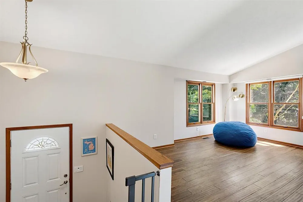 1460 Post Avenue Park Township, MI 49424