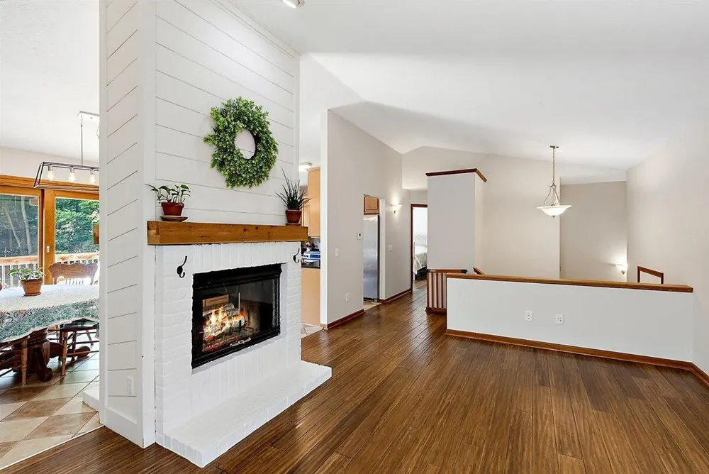 1460 Post Avenue Park Township, MI 49424