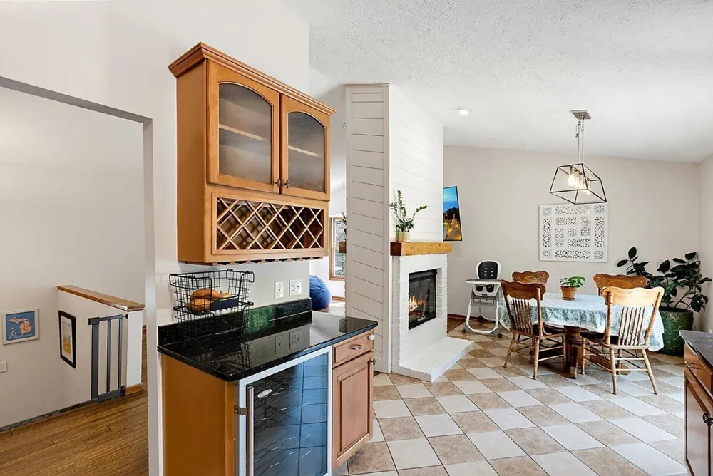 1460 Post Avenue Park Township, MI 49424