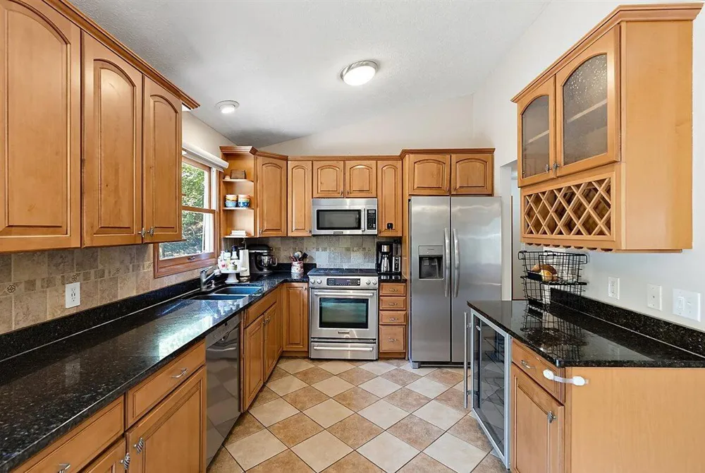 1460 Post Avenue Park Township, MI 49424