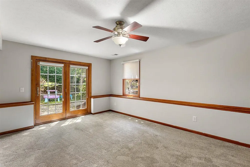 1460 Post Avenue Park Township, MI 49424