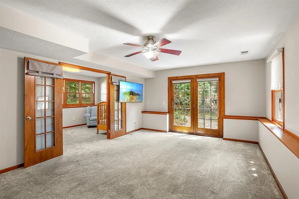 1460 Post Avenue Park Township, MI 49424