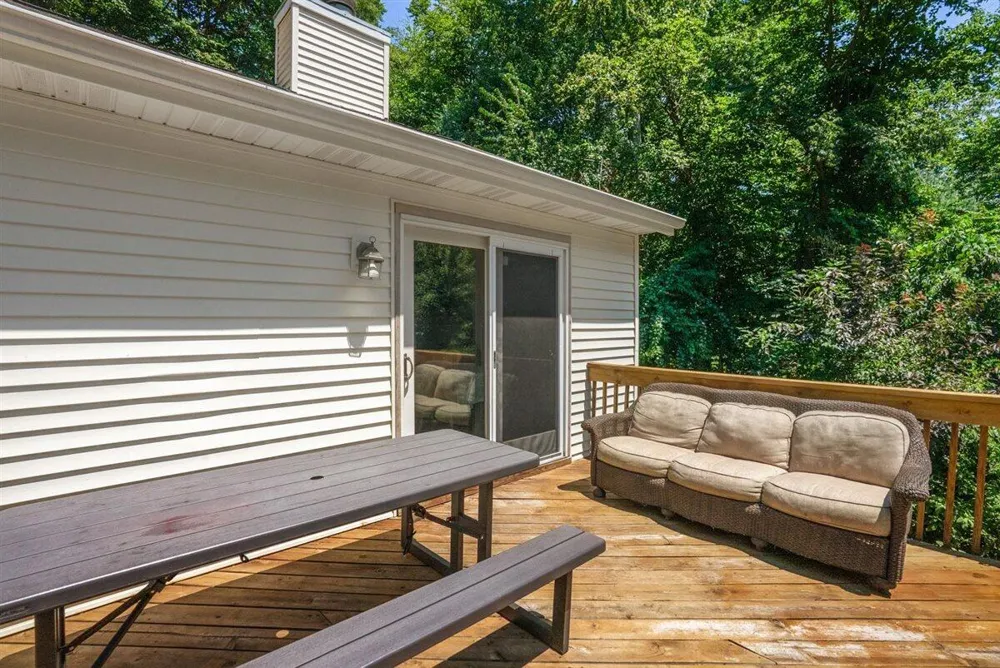 1460 Post Avenue Park Township, MI 49424