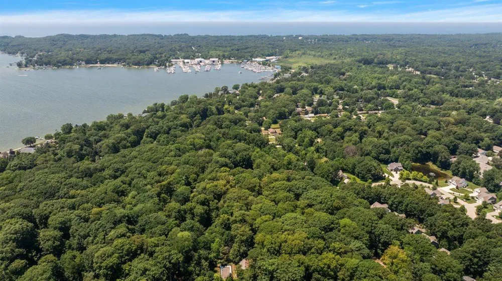 1460 Post Avenue Park Township, MI 49424