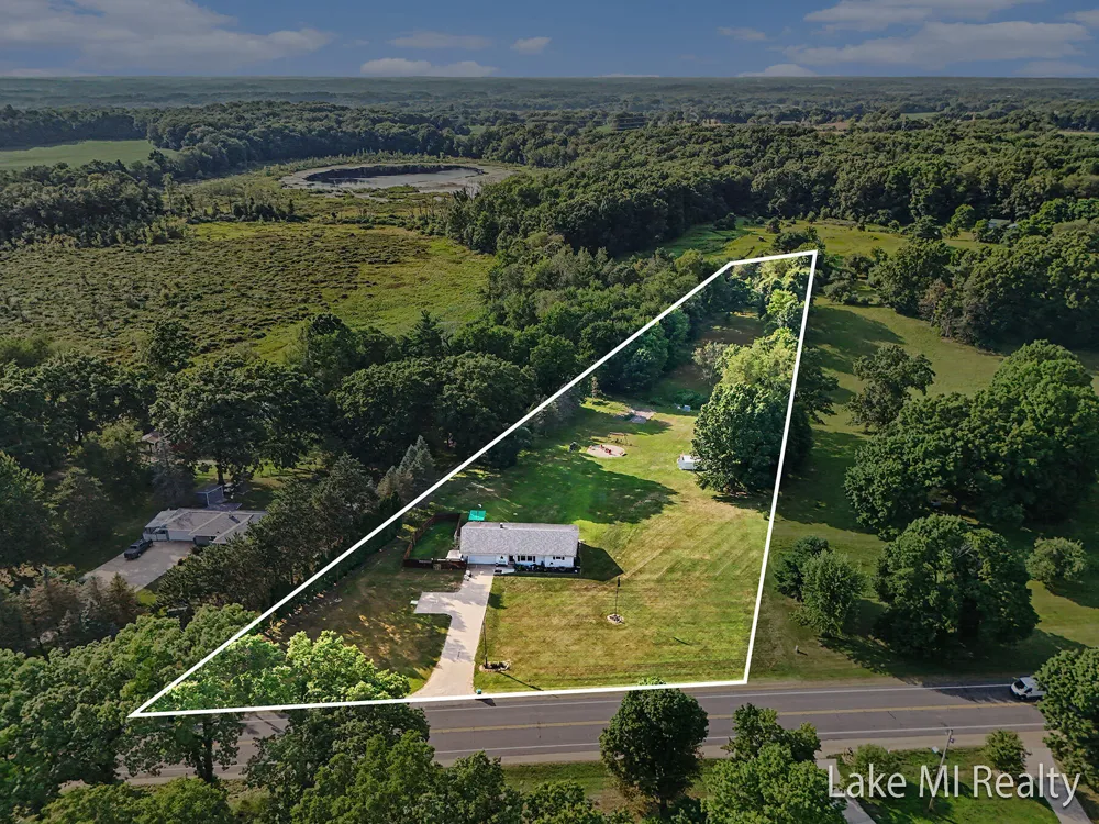 24065 M-78 Pennfield Charter Township, MI 49017