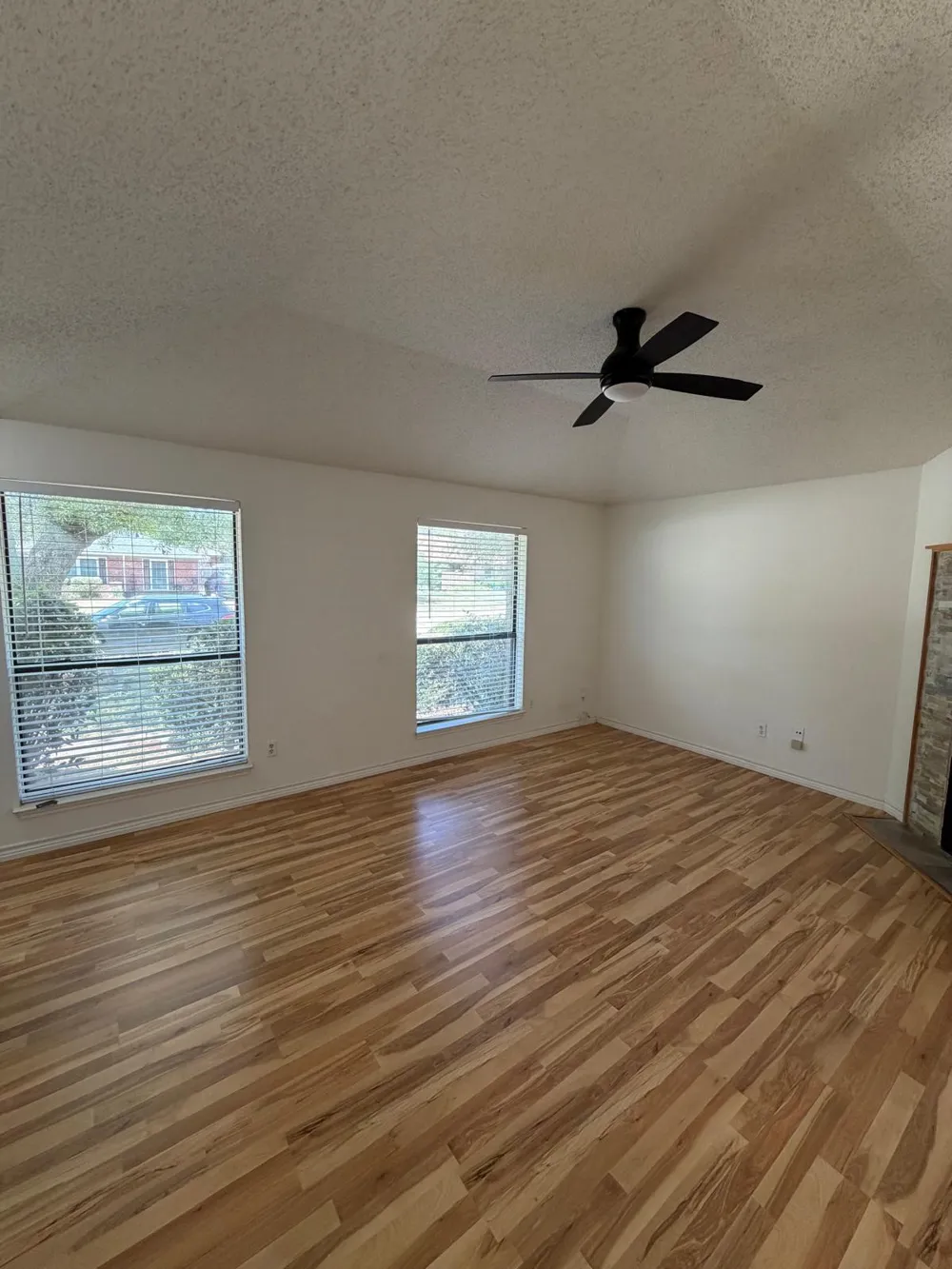 3006 Post Oak Drive Euless, TX 76039