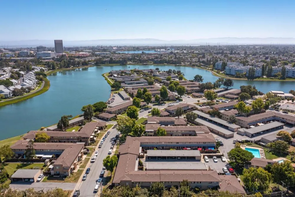 1536 Day Avenue #F San Mateo, CA 94403