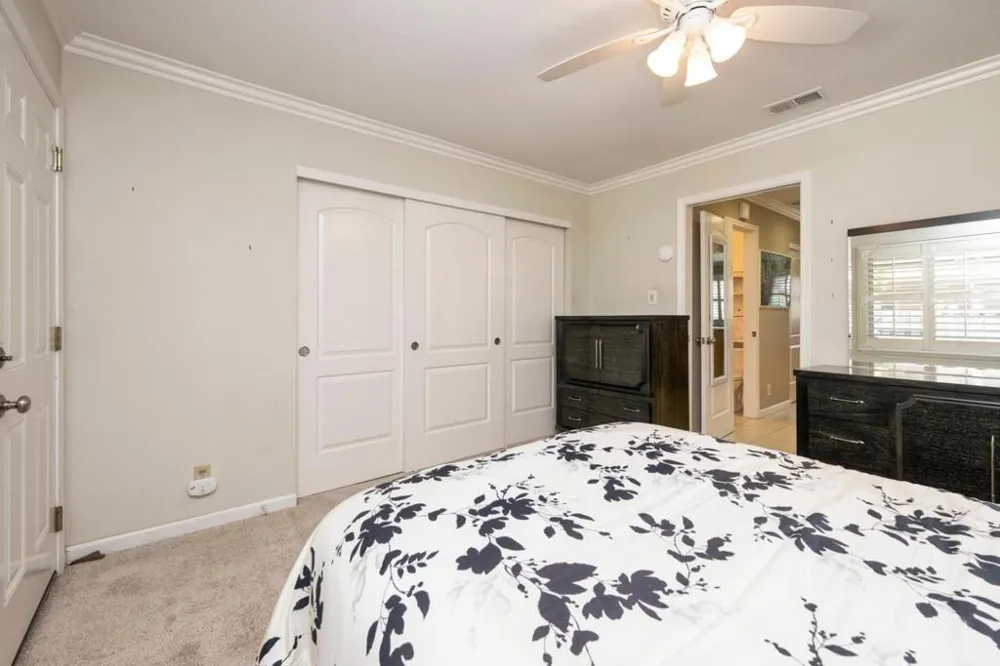 1536 Day Avenue #F San Mateo, CA 94403
