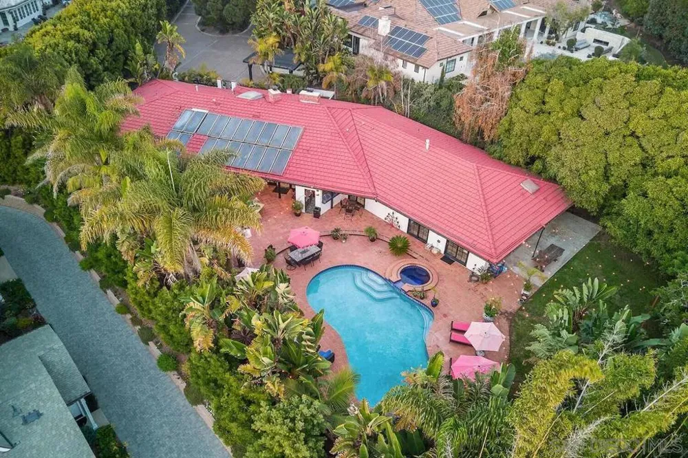 1005 Solymar Drive La Jolla, CA 92037