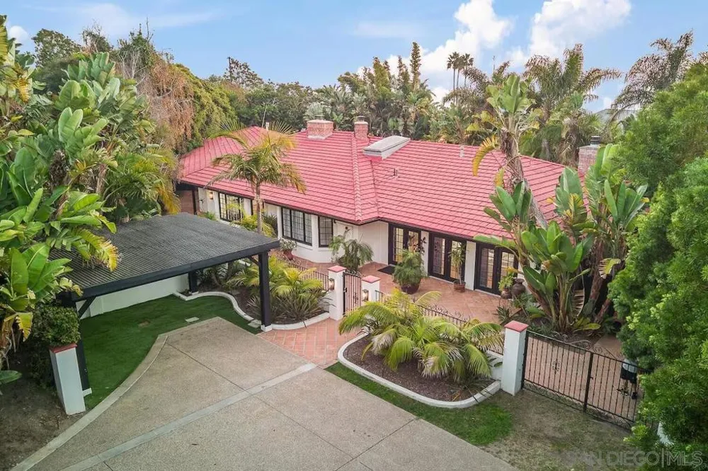 1005 Solymar Drive La Jolla, CA 92037