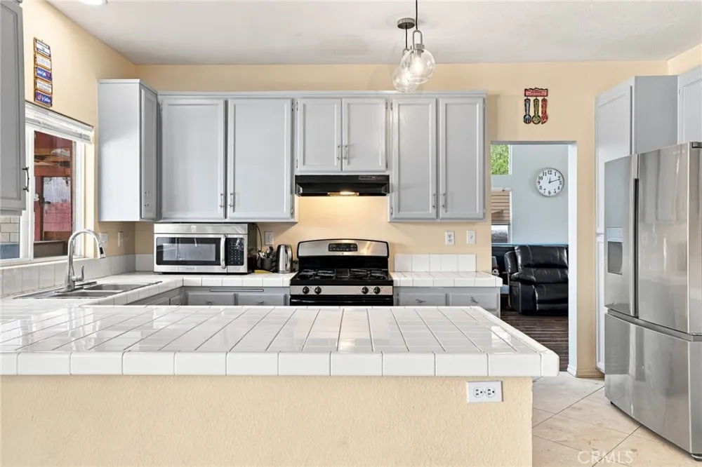 3002 Purple Sage Lane Palmdale, CA 93550