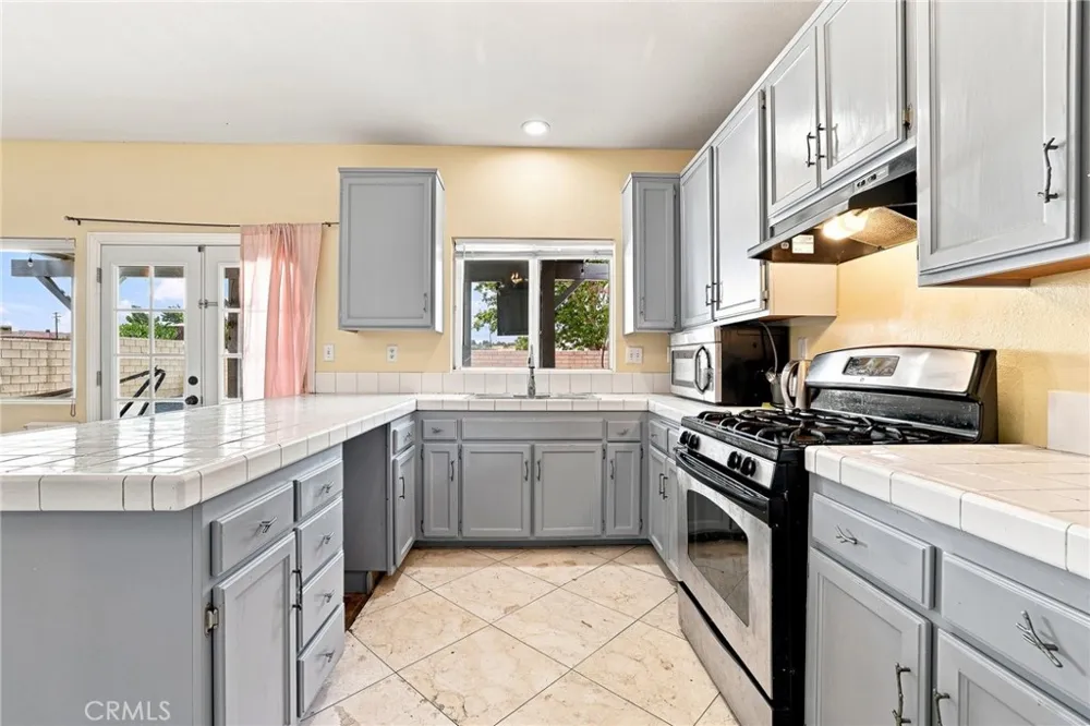 3002 Purple Sage Lane Palmdale, CA 93550