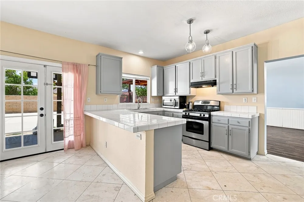 3002 Purple Sage Lane Palmdale, CA 93550