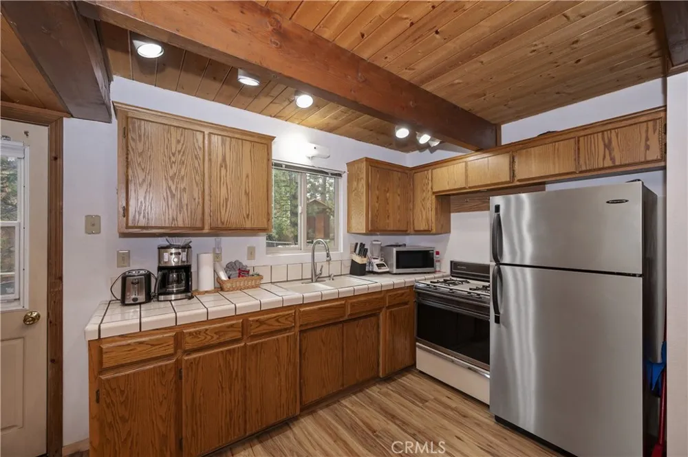718 Silver Tip Big Bear Lake, CA 92315
