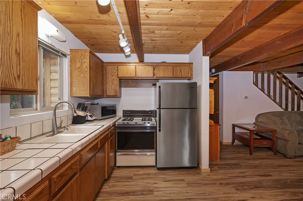 718 Silver Tip Big Bear Lake, CA 92315
