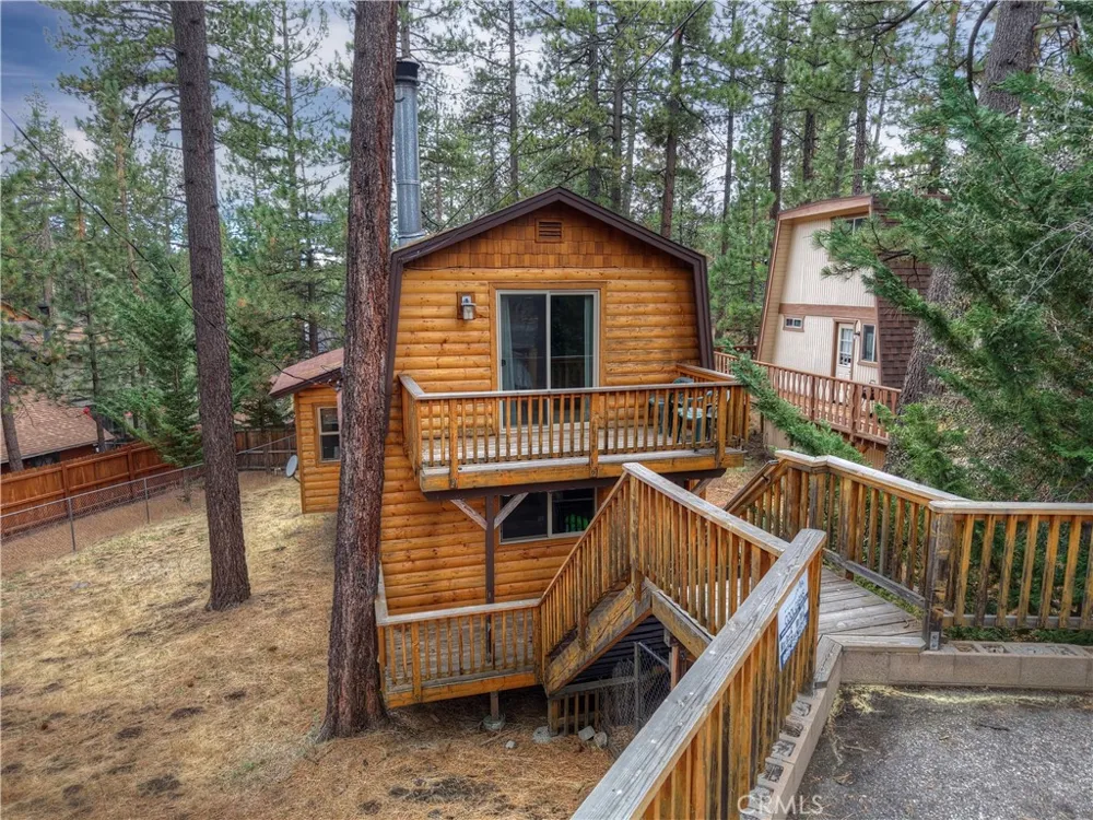 718 Silver Tip Big Bear Lake, CA 92315