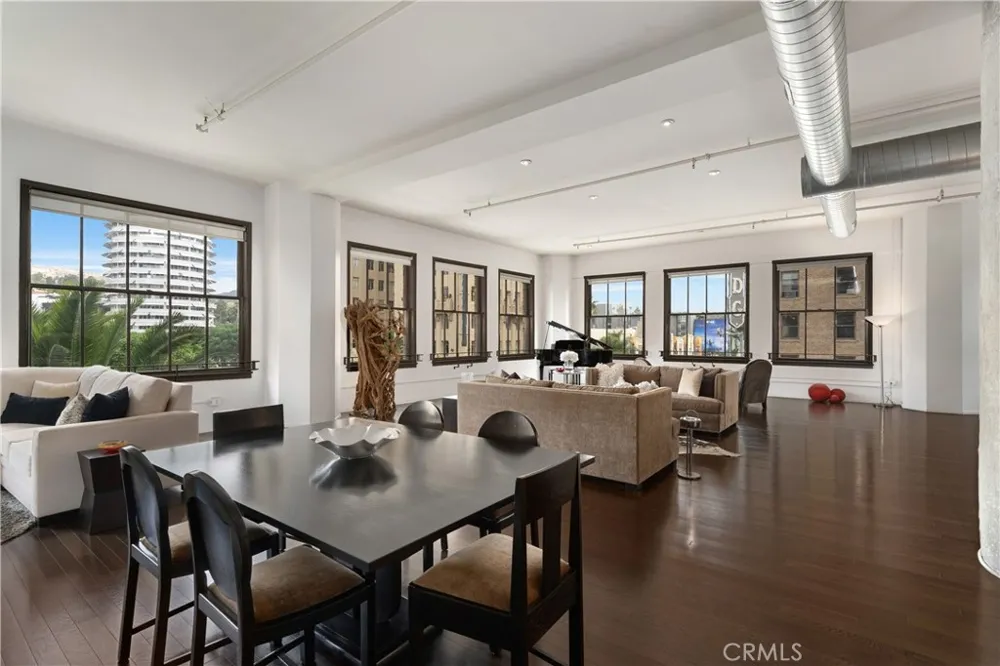 1645 Vine #406 Hollywood, CA 90028