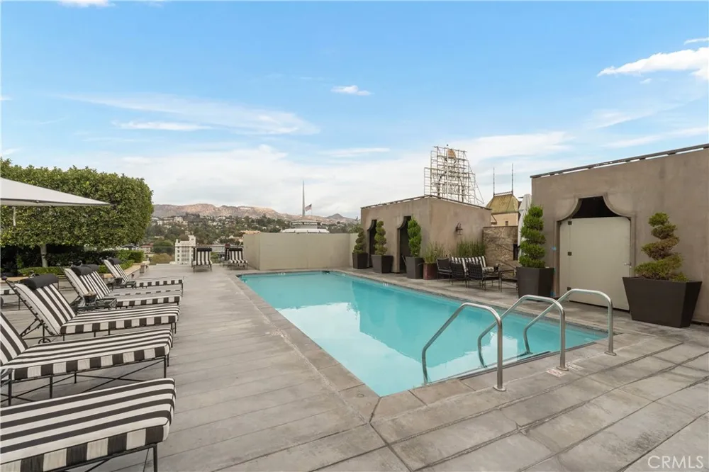 1645 Vine #406 Hollywood, CA 90028