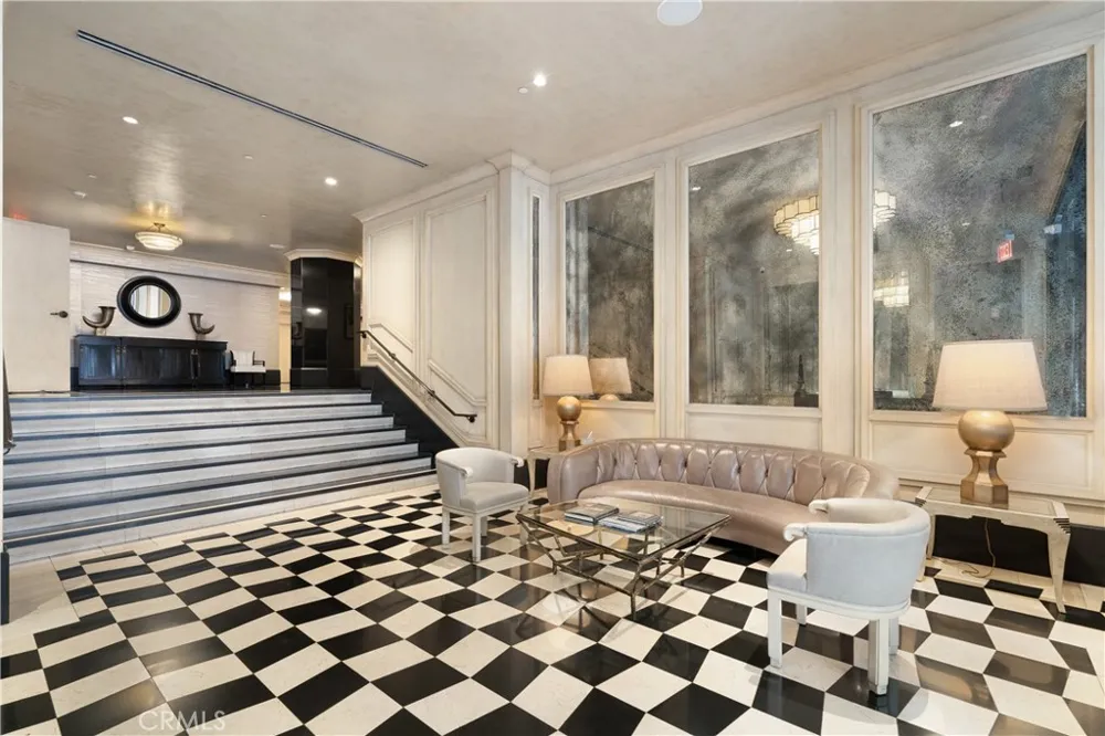 1645 Vine #406 Hollywood, CA 90028