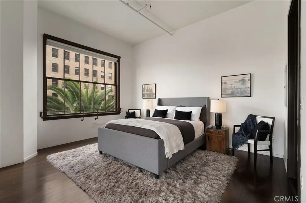1645 Vine #406 Hollywood, CA 90028