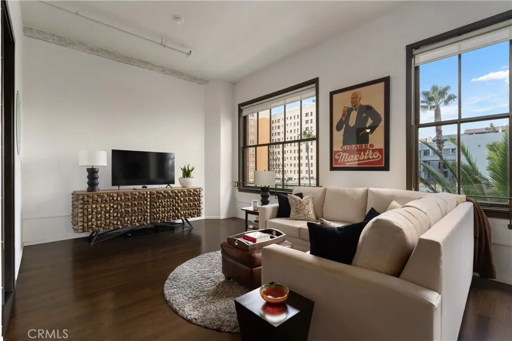 1645 Vine #406 Hollywood, CA 90028