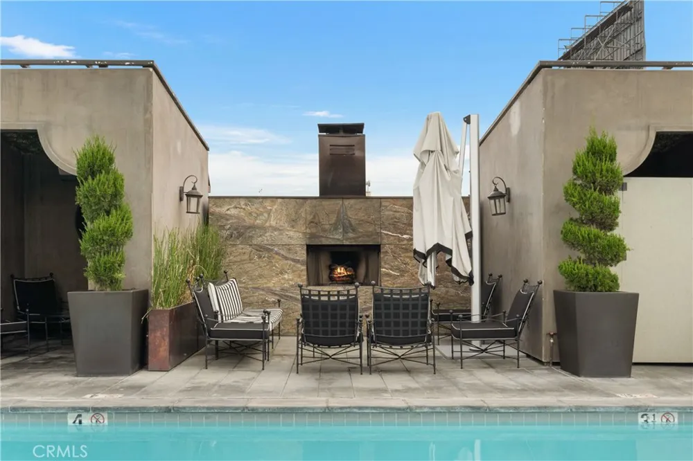 1645 Vine #406 Hollywood, CA 90028