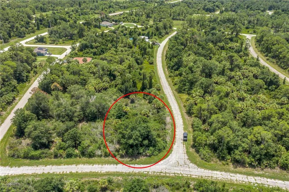 HINSHAW AVENUE North Port, FL 34288