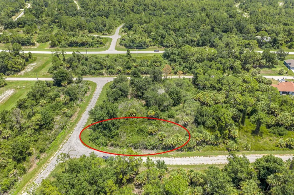 HINSHAW AVENUE North Port, FL 34288