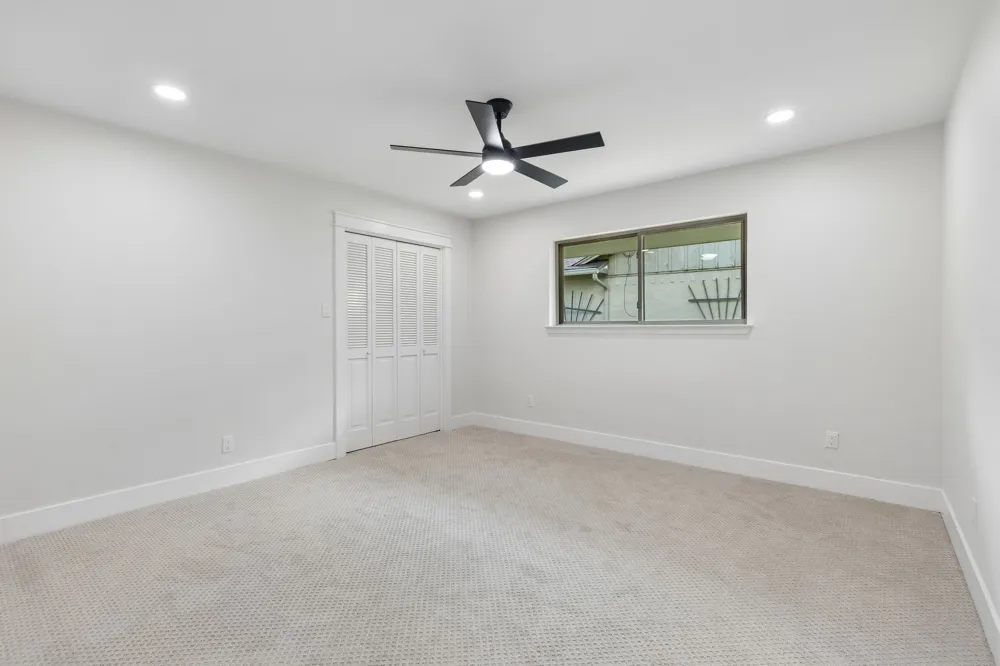 6941 Midcrest Drive Dallas, TX 75254