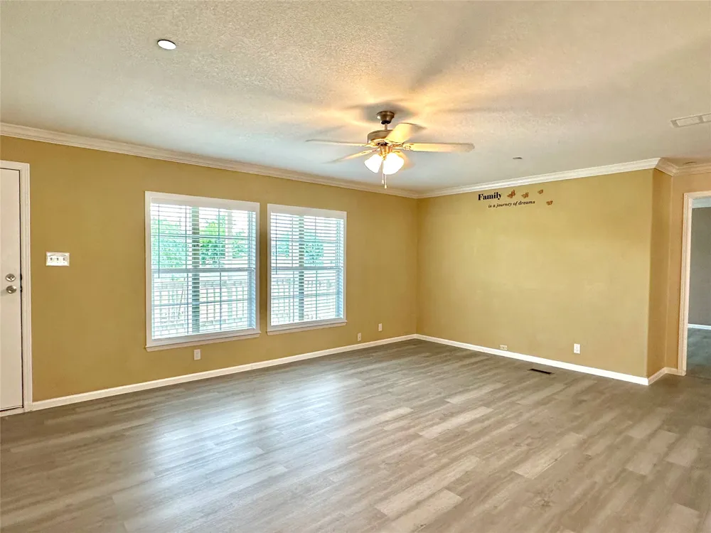 831 Country Club Road Lucas, TX 75002