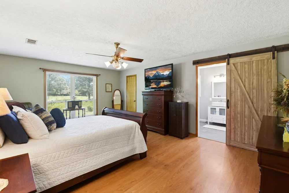 280 Mcgehee Road Willis, TX 77378